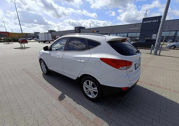 Hyundai ix35 cena 38900 przebieg: 183500, rok produkcji 2012 z Gdańsk małe 326